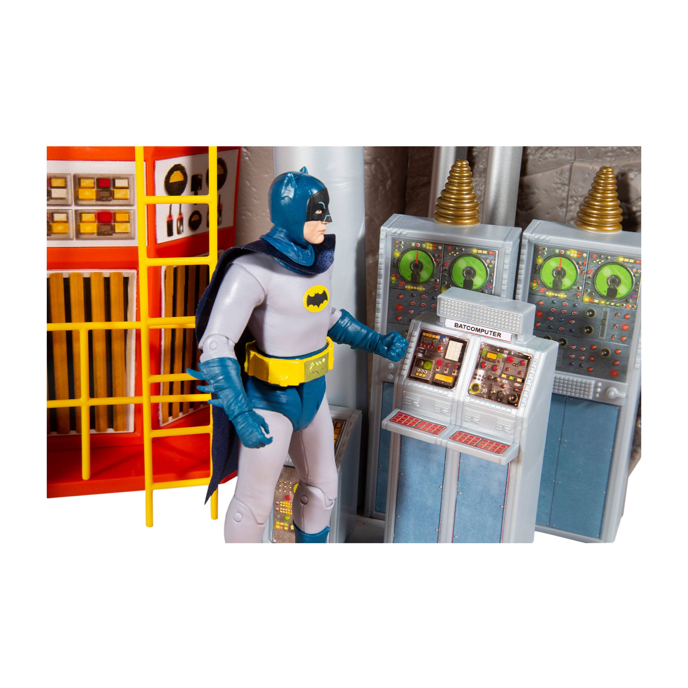DC Retro Playset Batman 66 Batcave MCF15730 787926157307